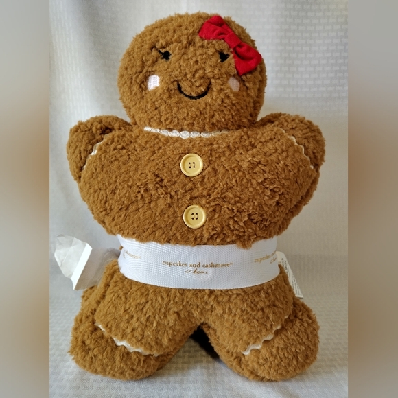 Cupcakes and Cashmere Gingerbread Boy & Girl Decor Sherpa Plush Pillow Set 2 - Picture 4 of 11